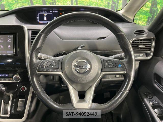 Nissan SERENA 2017-02 8316992-11