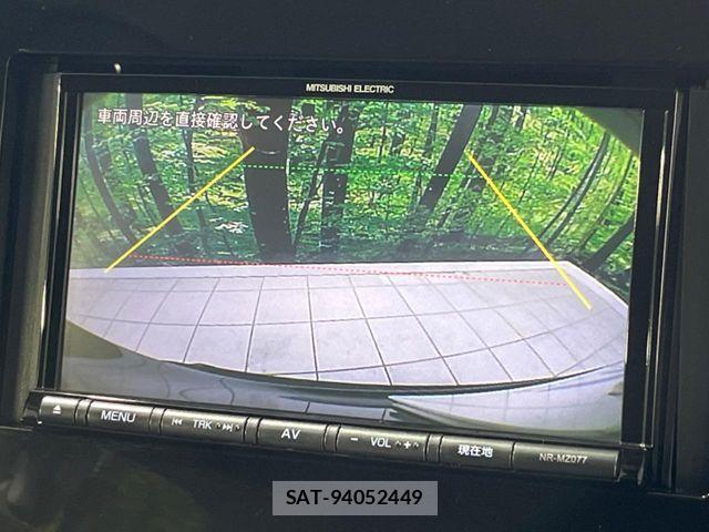 Nissan SERENA 2017-02 8316992-3