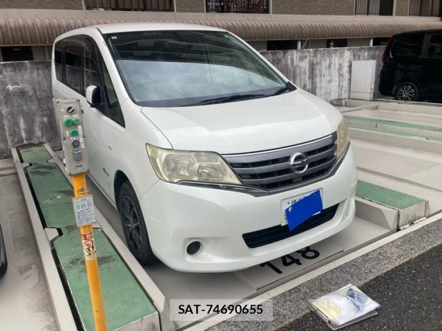 Nissan SERENA 2013-11 8317011-0