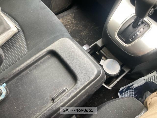 Nissan SERENA 2013-11 8317011-21