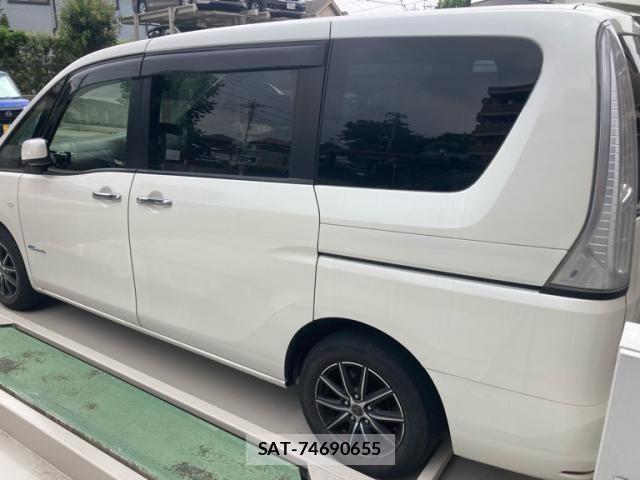 Nissan SERENA 2013-11 8317011-2