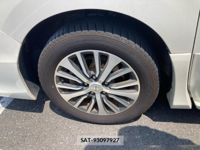 Nissan SERENA 2015-08 8316996-9