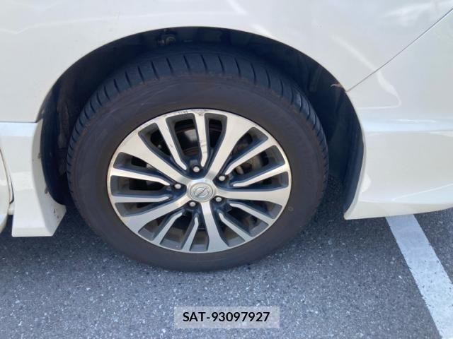 Nissan SERENA 2015-08 8316996-7