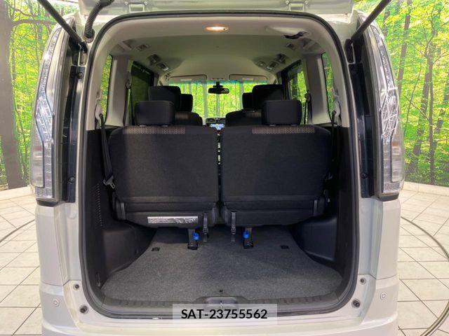 Nissan SERENA 2015-06 8316985-10