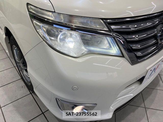 Nissan SERENA 2015-06 8316985-12