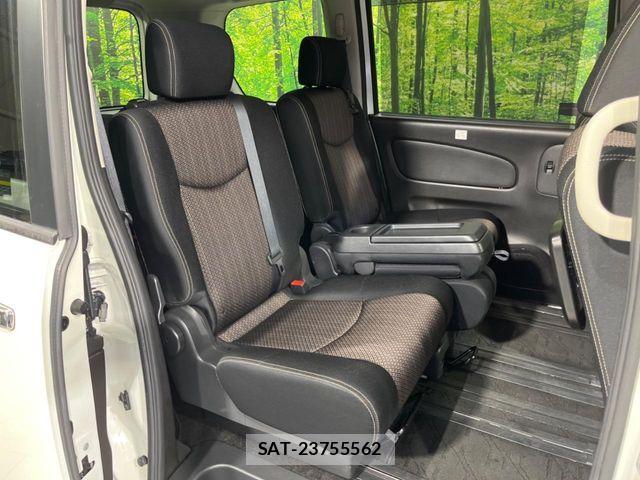 Nissan SERENA 2015-06 8316985-8