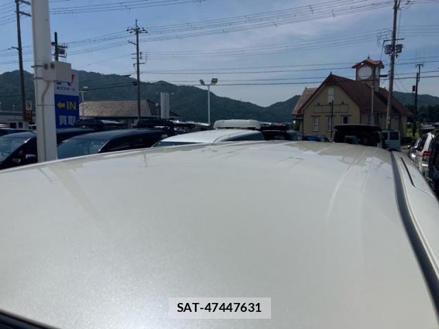 Nissan SERENA 2013-08 8317018-10