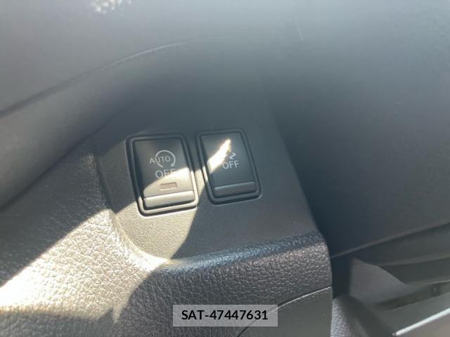 Nissan SERENA 2013-08 8317018-16