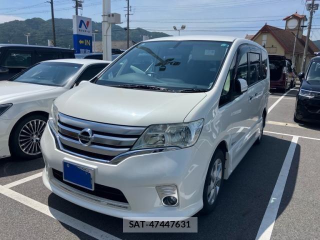 Nissan SERENA 2013-08 8317018-1
