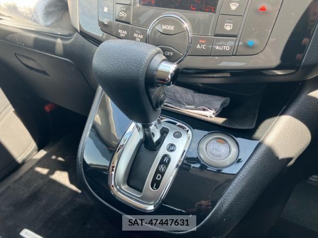 Nissan SERENA 2013-08 8317018-23