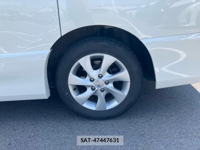 Nissan SERENA 2013-08 8317018-7