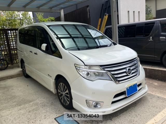 Nissan SERENA 2014-11 8337827-1