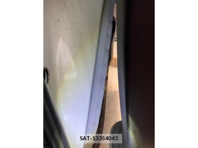Nissan SERENA 2014-11 8337827-27