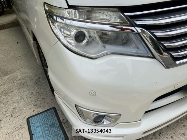 Nissan SERENA 2014-11 8337827-6
