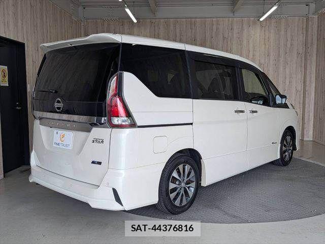 Nissan SERENA 2016-09 8337813-20