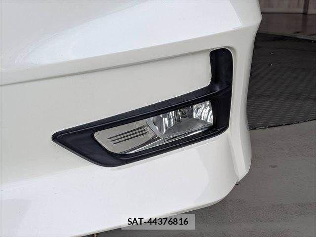 Nissan SERENA 2016-09 8337813-24