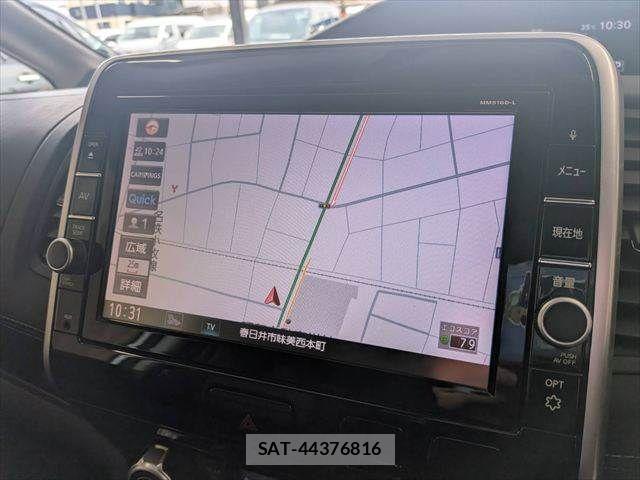 Nissan SERENA 2016-09 8337813-3