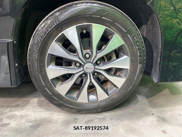 Nissan SERENA 2017-06 8337803-13