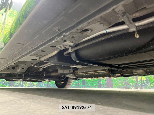 Nissan SERENA 2017-06 8337803-18