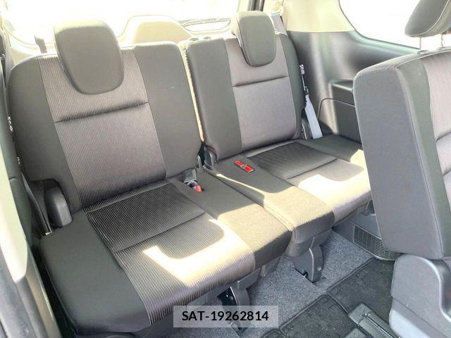Nissan SERENA 2017-05 8337799-9