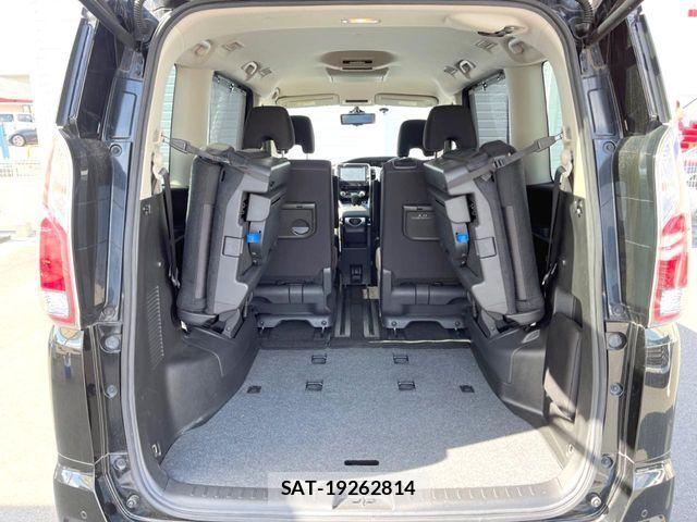 Nissan SERENA 2017-05 8337799-10
