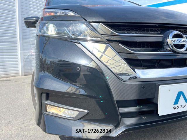 Nissan SERENA 2017-05 8337799-12