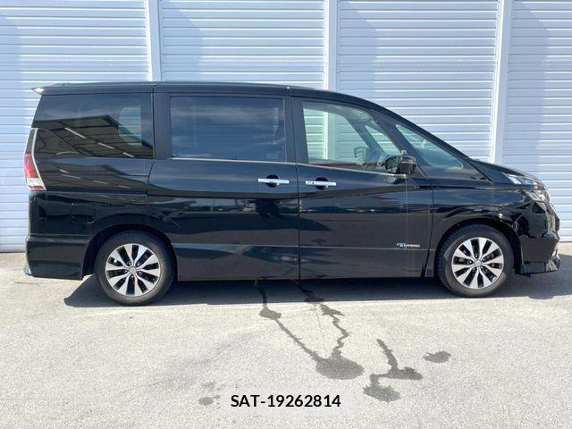 Nissan SERENA 2017-05 8337799-16