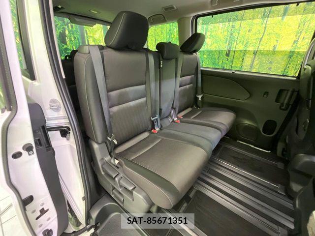 Nissan SERENA 2017-09 8337800-8