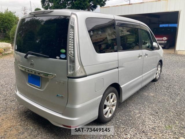 Nissan SERENA 2013-03 8337823-2