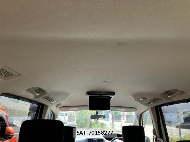 Nissan SERENA 2012-08 8337825-10