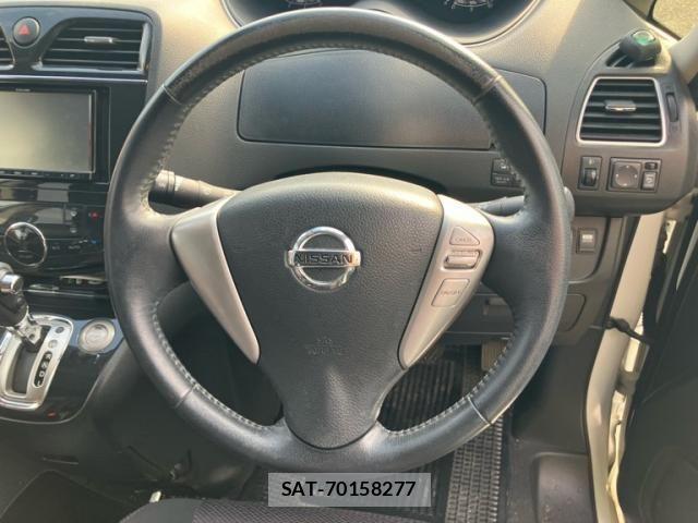 Nissan SERENA 2012-08 8337825-15