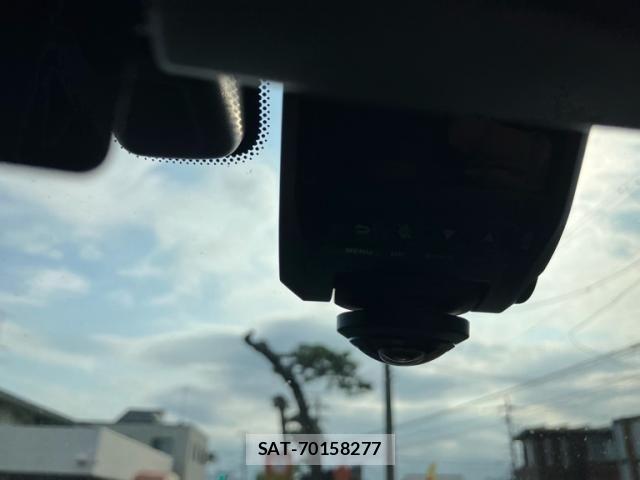 Nissan SERENA 2012-08 8337825-18