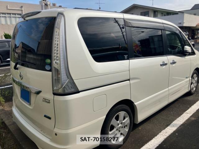Nissan SERENA 2012-08 8337825-3