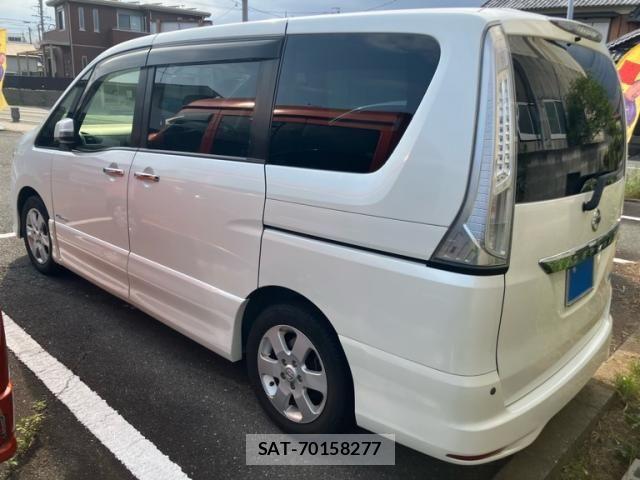 Nissan SERENA 2012-08 8337825-4