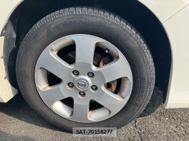 Nissan SERENA 2012-08 8337825-5