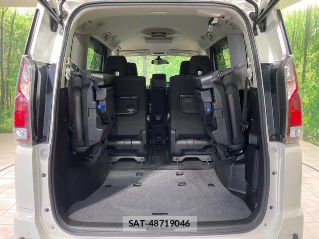 Nissan SERENA 2018-11 8337789-10