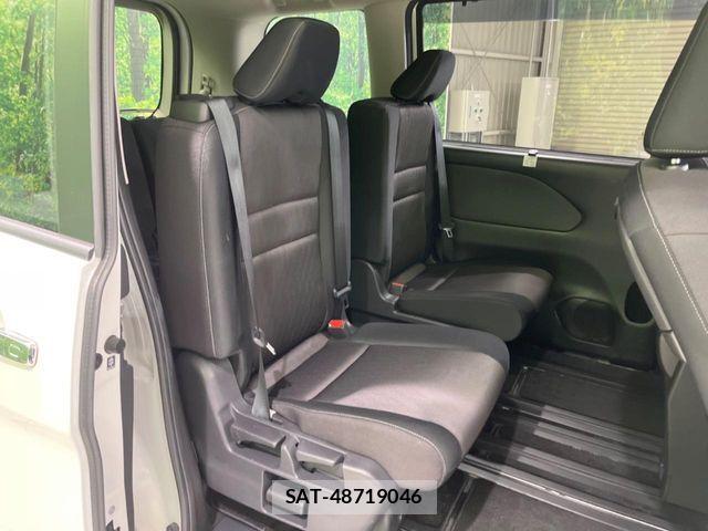 Nissan SERENA 2018-11 8337789-8
