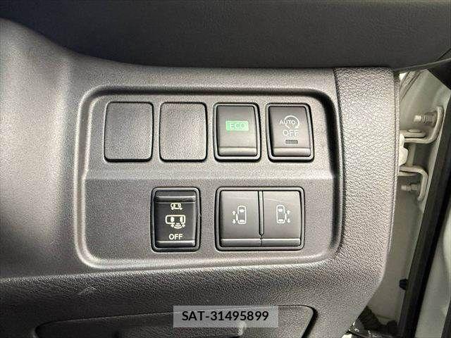 Nissan SERENA 2016-08 8337805-5
