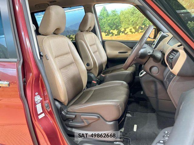 Nissan SERENA 2017-09 8337802-8