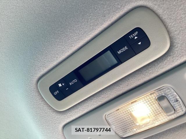 Nissan SERENA 2015-12 8337816-17
