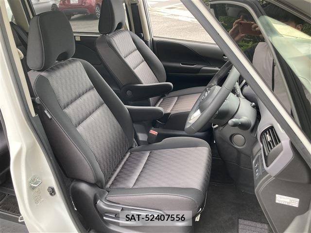 Nissan SERENA 2019-10 8337788-11