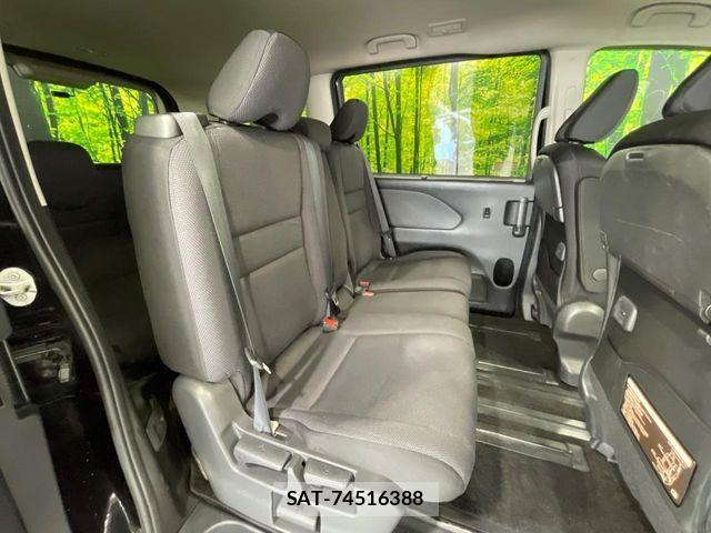 Nissan SERENA 2017-01 8337814-9