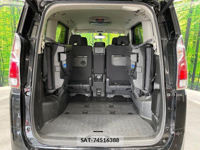 Nissan SERENA 2017-01 8337814-11