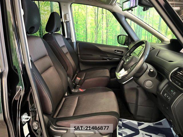 Nissan SERENA 2016-10 8337818-9