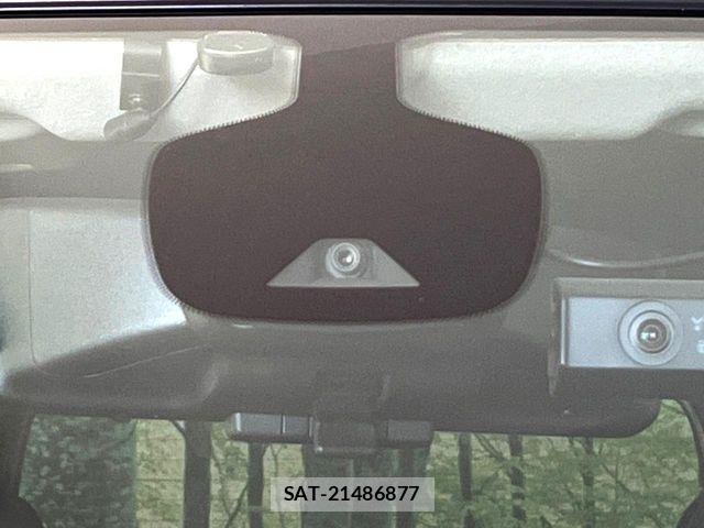 Nissan SERENA 2016-10 8337818-3