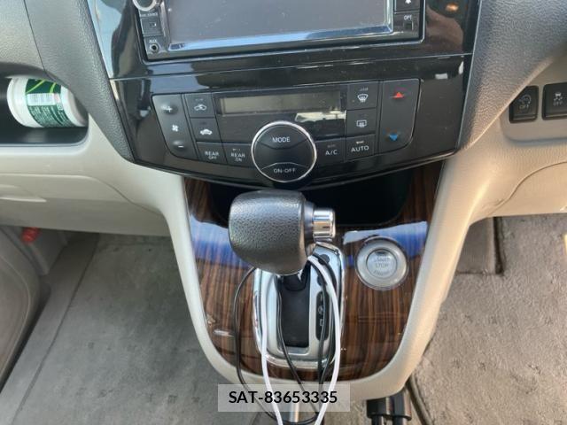 Nissan SERENA 2014-04 8337828-11