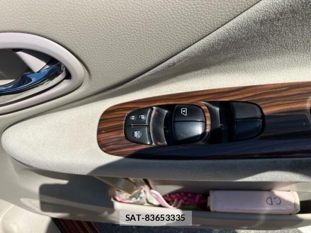 Nissan SERENA 2014-04 8337828-5