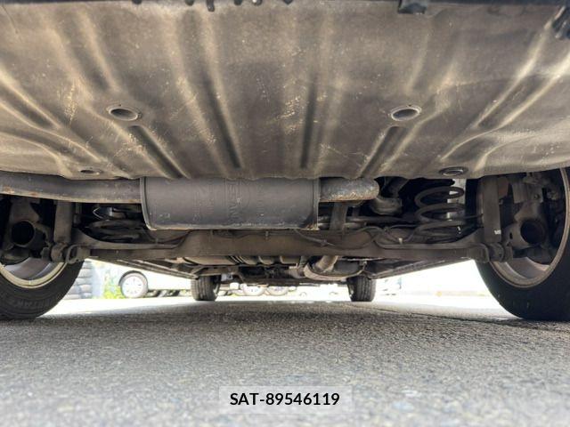 Nissan SERENA 2015-06 8337820-5