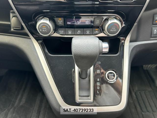 Nissan SERENA 2018-03 8337804-9