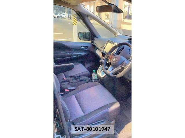 Nissan SERENA 2017-09 8337817-4